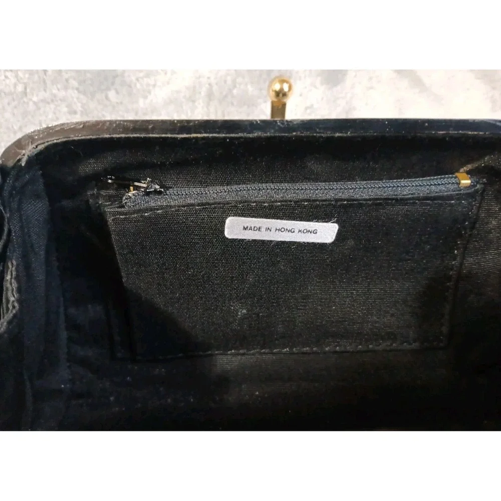 Vintage Hong Kong Made Plastic‎ Purse Black Tasseled Strap Gold Tone Latch READ